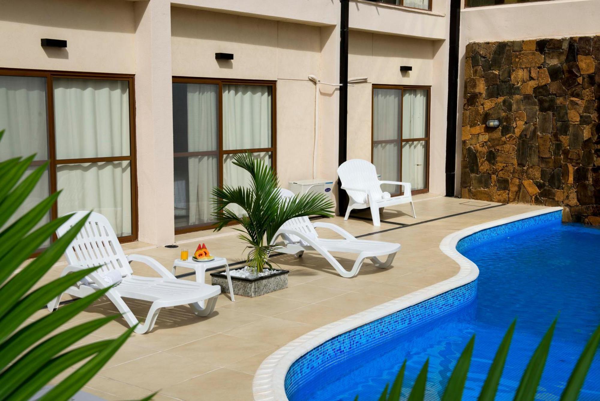 Arami Hotel & Lodge بويرتو إجوازو المظهر الخارجي الصورة